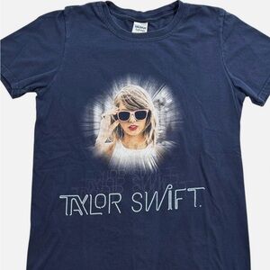 Gildan Navy Blue 1989 World Tour T-Shirt